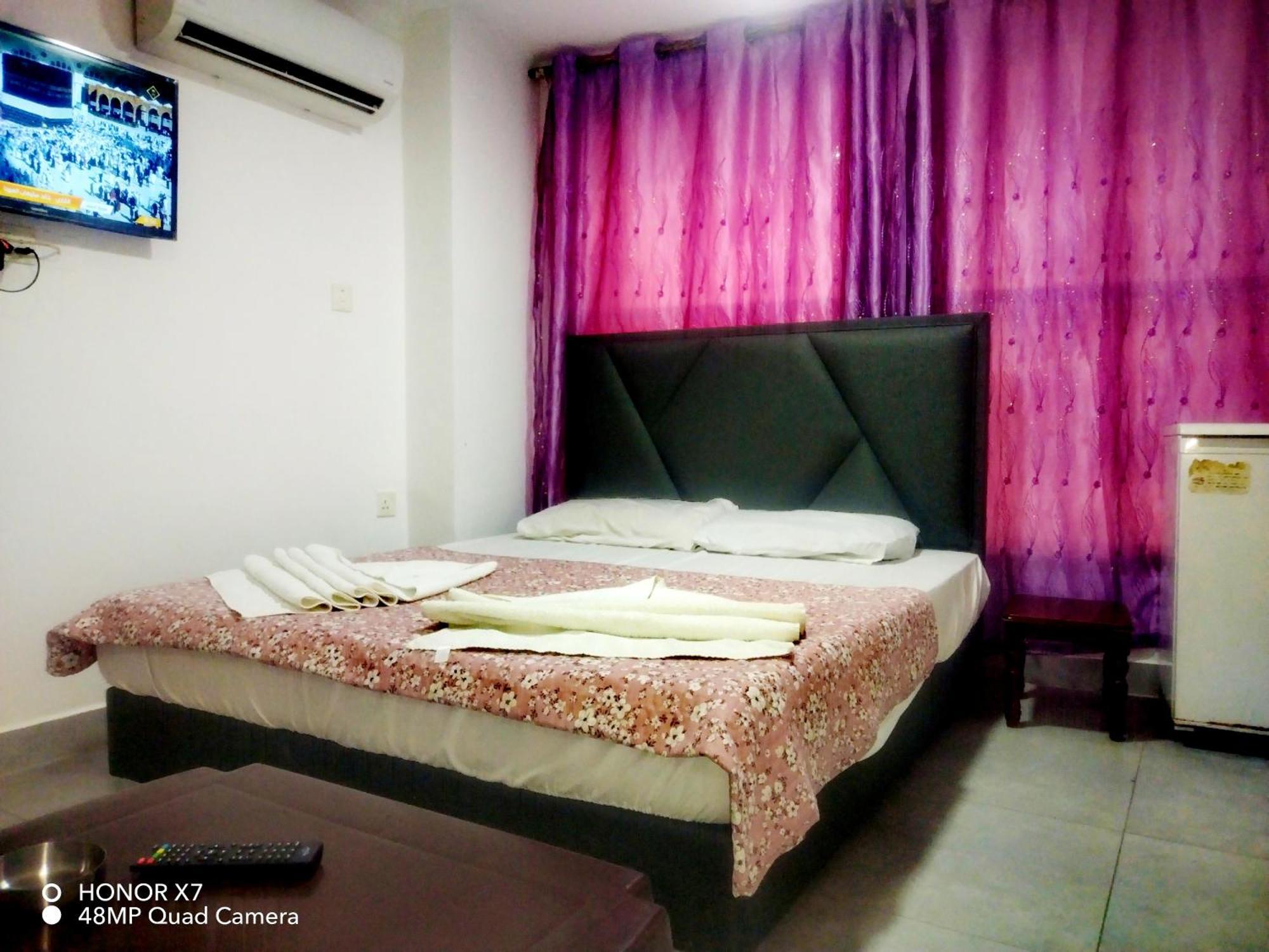 Farah Plaza Hostel &Hotel Apartments Aqaba Eksteriør billede